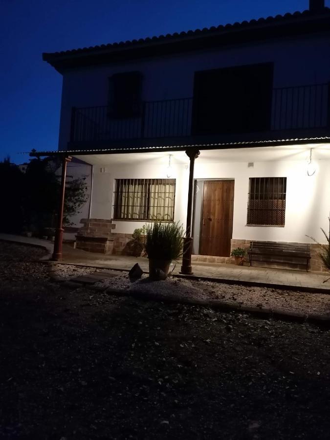 Los Nogales カサジャ・デ・ラ・シエラ エクステリア 写真